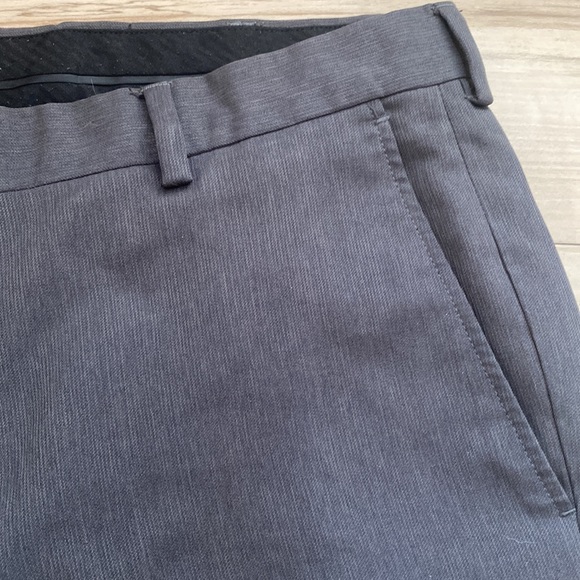 Kenneth Cole Reaction Men’s Grey Dress Pants. Size W36 and L30. Great condition. - Picture 3 of 10